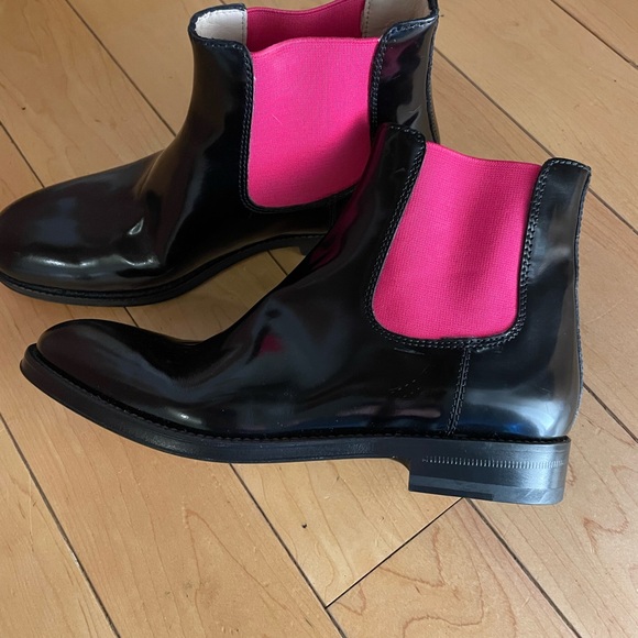 Black Christopher Kane leather  Chelsea boot Size 5. Never worn - Picture 2 of 4